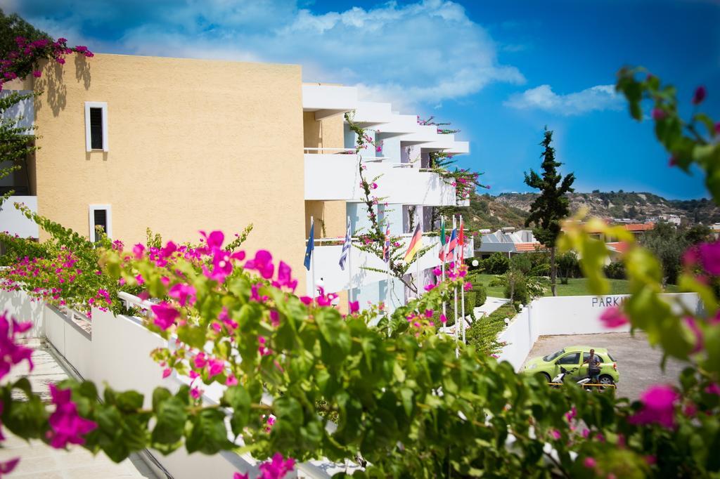 Iris Hotel Афанту Экстерьер фото