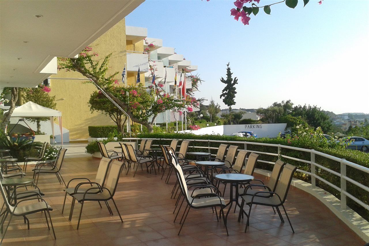 Iris Hotel Афанту Экстерьер фото